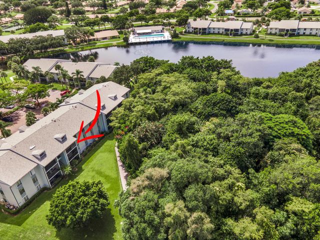 1009 GREEN PINE Boulevard F3, West Palm Beach, FL 33409