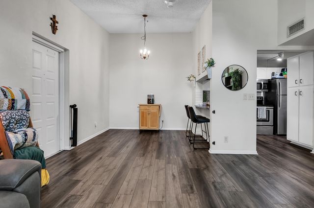 1009 GREEN PINE Boulevard F3, West Palm Beach, FL 33409