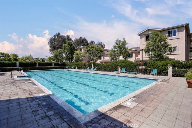 1061 Harbor Heights Dr. G, Harbor City, CA 90710