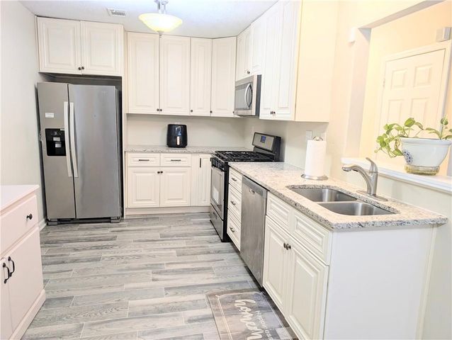 5071 Donnell Way, Decatur, GA 30035