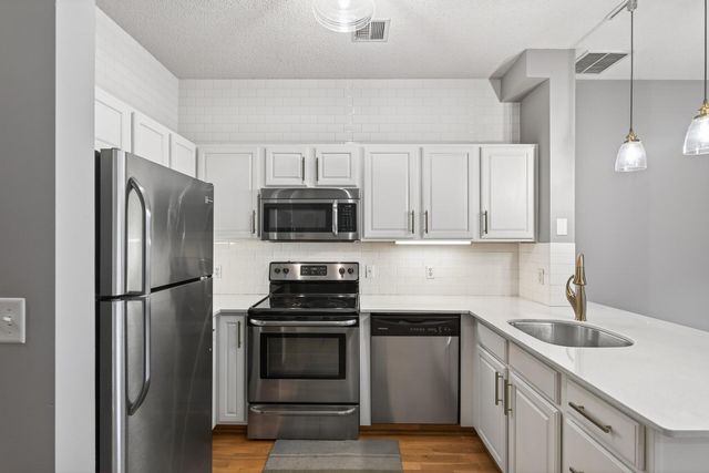 600 N 2nd Street 112, Minneapolis, MN 55401