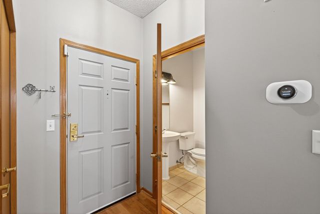 600 N 2nd Street 112, Minneapolis, MN 55401