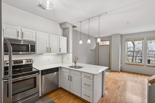 600 N 2nd Street 112, Minneapolis, MN 55401