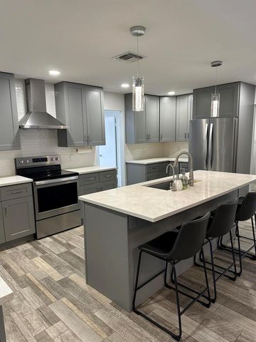 528 Date Palm Drive, Lake Park, FL 33403