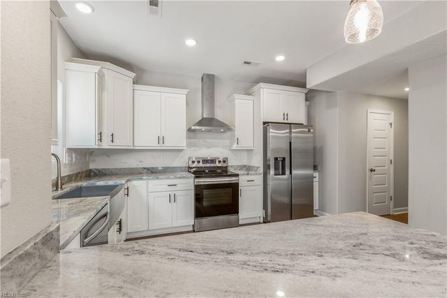 234 Hall RD, Hampton, VA 23664
