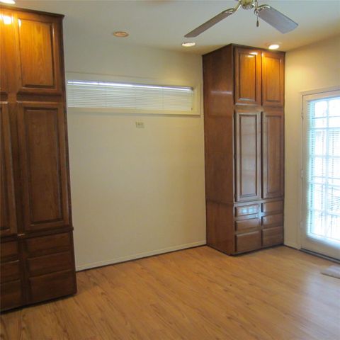 512 W Polk Street, Houston, TX 77019