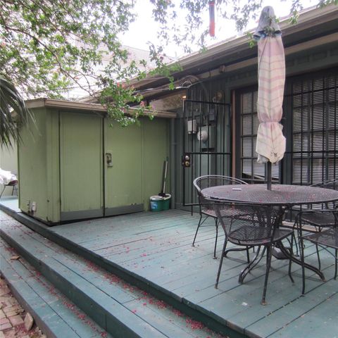 512 W Polk Street, Houston, TX 77019