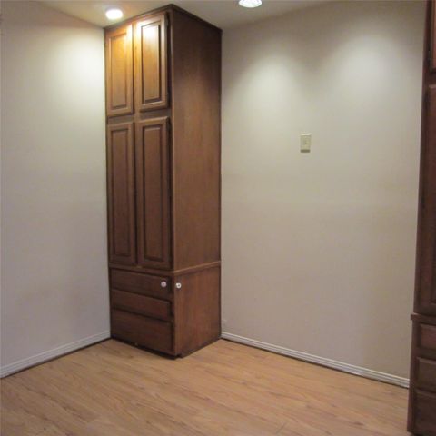512 W Polk Street, Houston, TX 77019