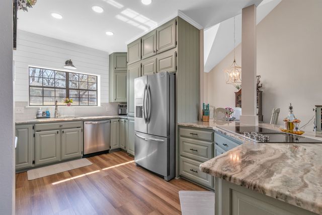 1109 Sherwood, Gladewater, TX 75647