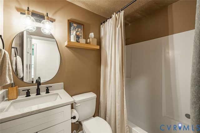 12397 New Market Mill Rd, Beaverdam, VA 23015