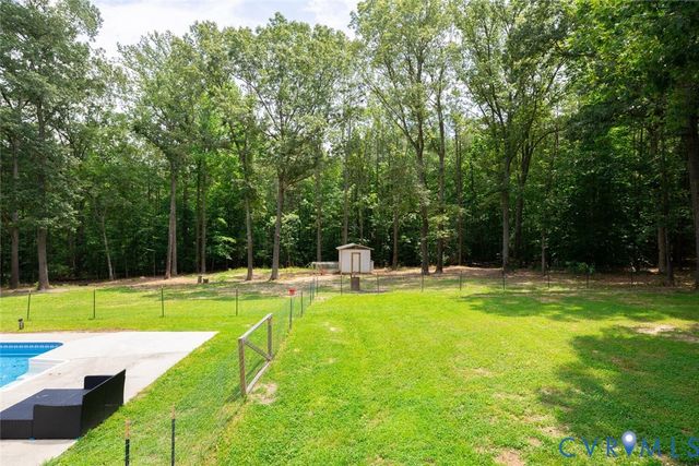 12397 New Market Mill Rd, Beaverdam, VA 23015