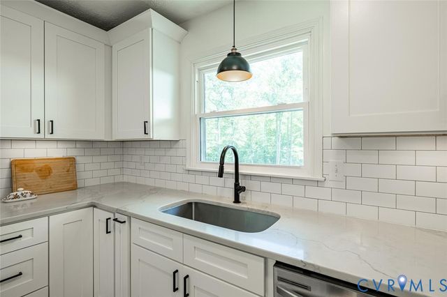 12397 New Market Mill Rd, Beaverdam, VA 23015
