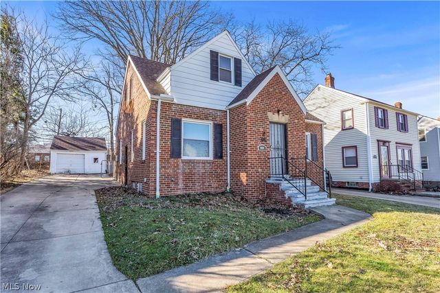9520 S Highland Avenue, Garfield Heights, OH 44125