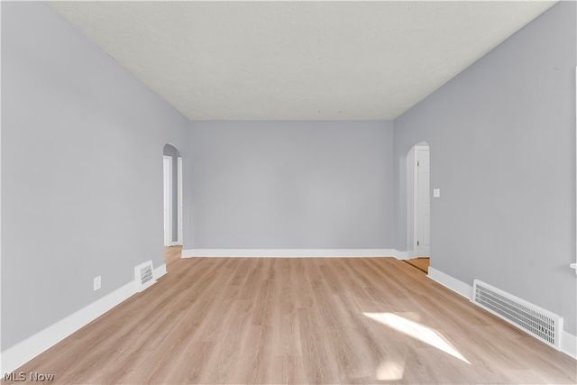 9520 S Highland Avenue, Garfield Heights, OH 44125