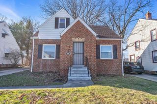9520 S Highland Avenue, Garfield Heights, OH 44125