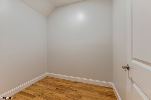 28 King George Rd, Warren Twp., NJ 07059