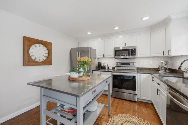 7 Maplewood Road, Shrewsbury, MA 01545