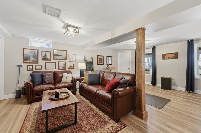 7 Maplewood Road, Shrewsbury, MA 01545