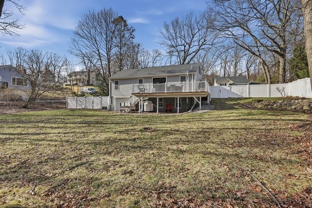 7 Maplewood Road, Shrewsbury, MA 01545