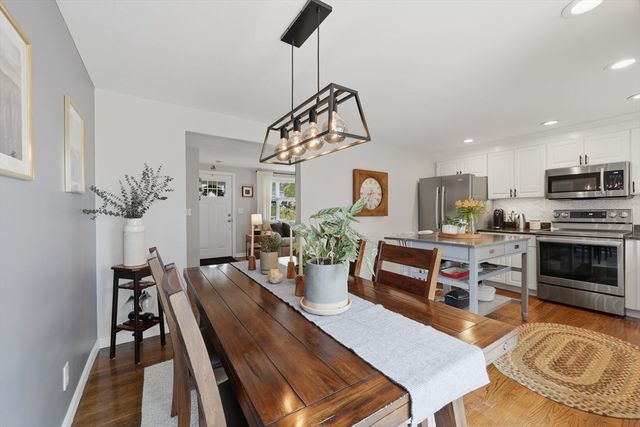 7 Maplewood Road, Shrewsbury, MA 01545