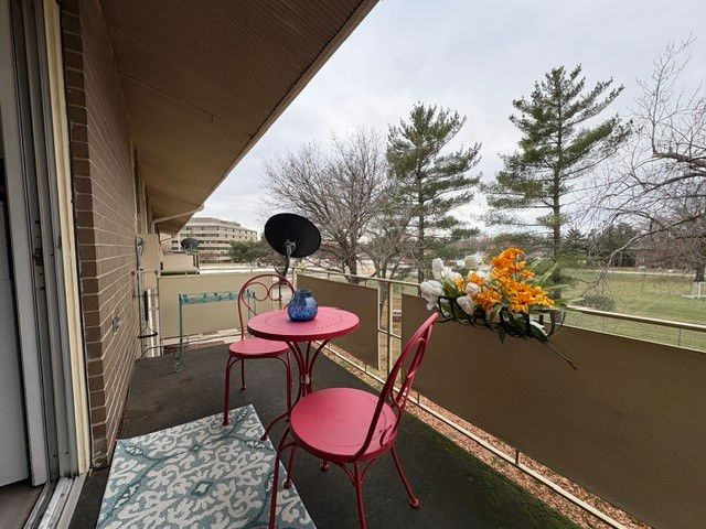 4202 62nd Street 5, Urbandale, IA 50322