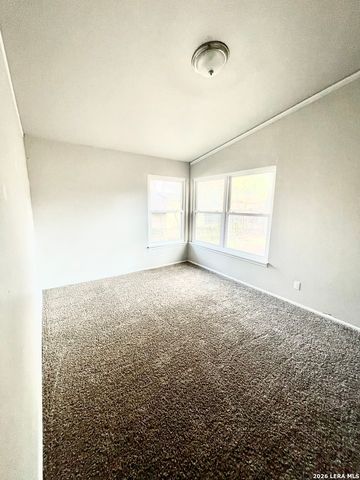 110 Meadowood, San Antonio, TX 78216