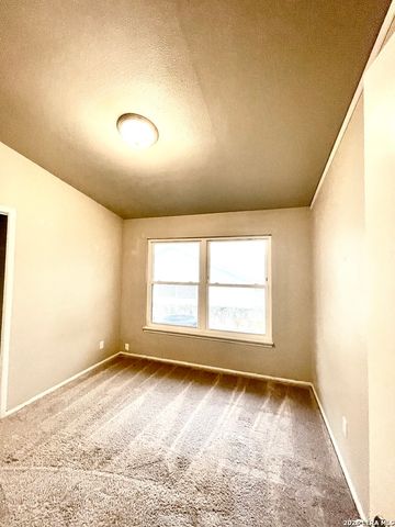 110 Meadowood, San Antonio, TX 78216