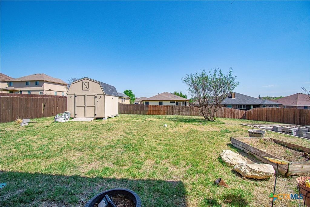 1906 Mike Drive, Copperas Cove, TX 76522