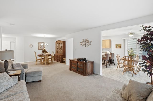 1148 Timberwood Lane, Schererville, IN 46375