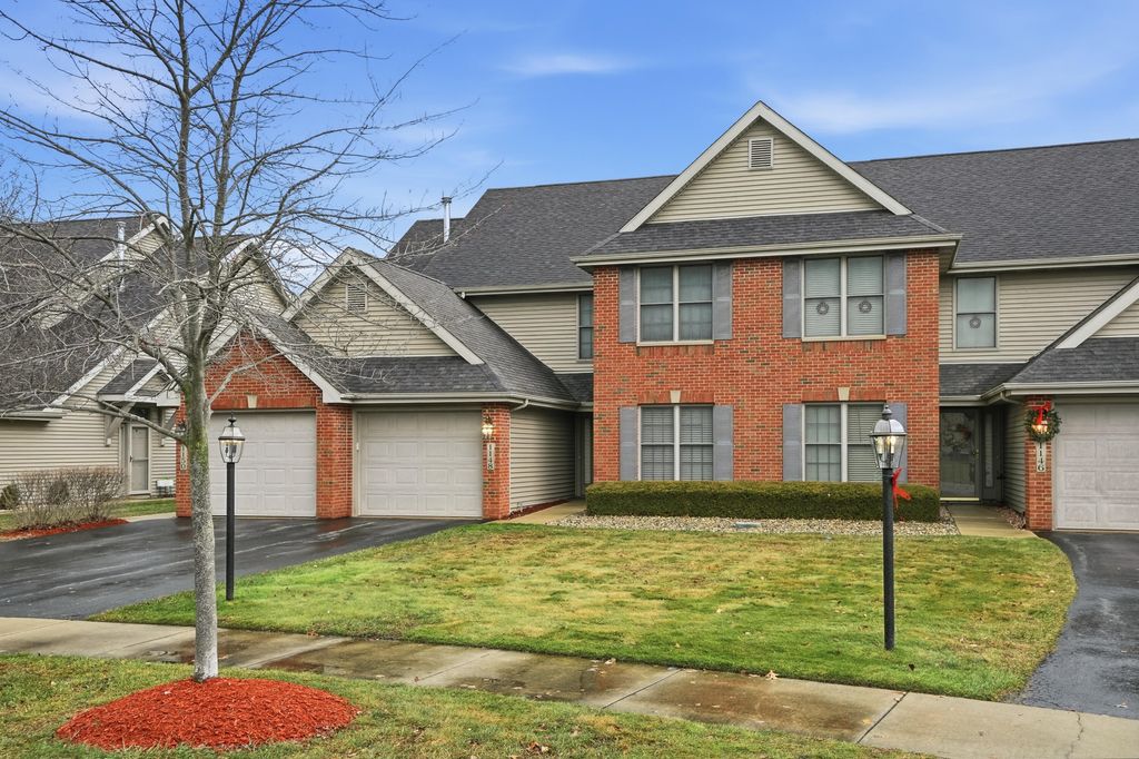 1148 Timberwood Lane, Schererville, IN 46375