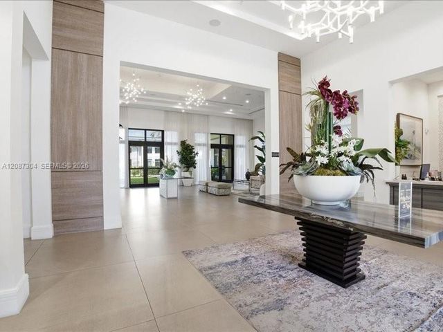 8201 NW 41st Street D-205, Doral, FL 33166
