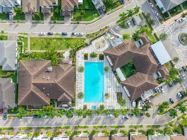8201 NW 41st Street D-205, Doral, FL 33166