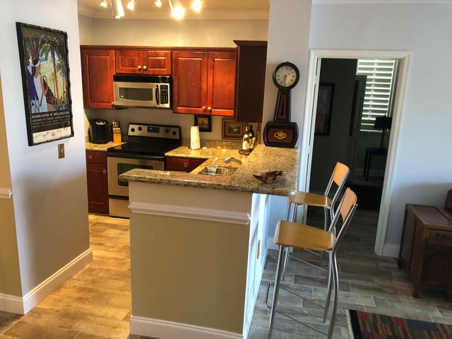 11750 St Andrews Place, Wellington, FL 33414