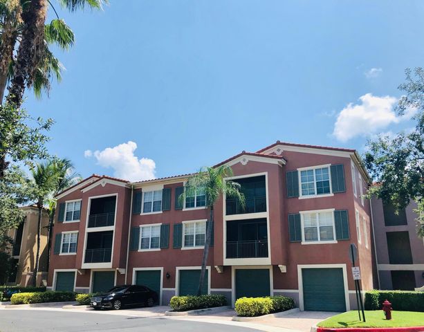 11750 St Andrews Place, Wellington, FL 33414