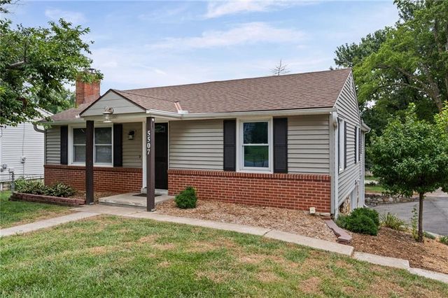 5507 Cody Street, Shawnee, KS 66203