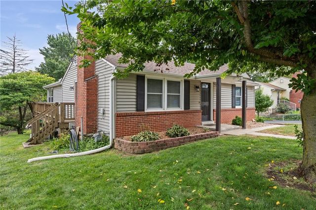 5507 Cody Street, Shawnee, KS 66203