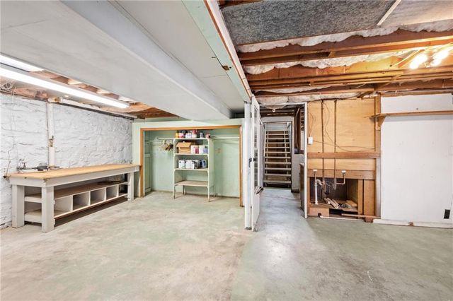 5507 Cody Street, Shawnee, KS 66203