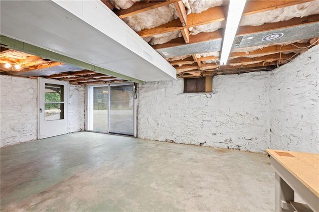 5507 Cody Street, Shawnee, KS 66203