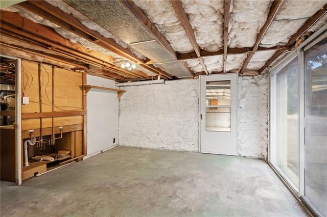 5507 Cody Street, Shawnee, KS 66203