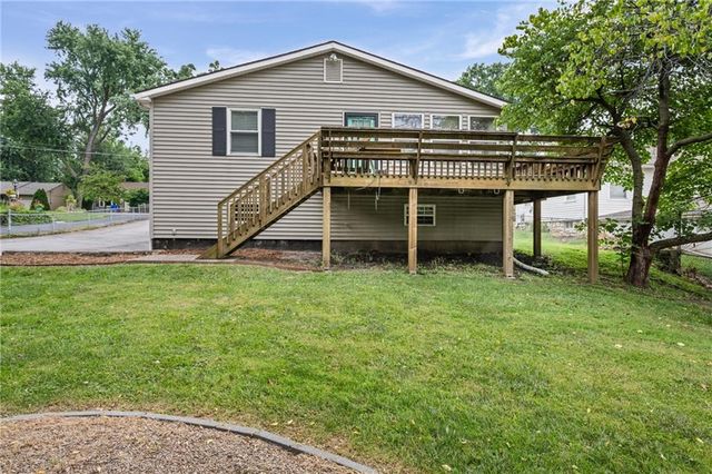 5507 Cody Street, Shawnee, KS 66203