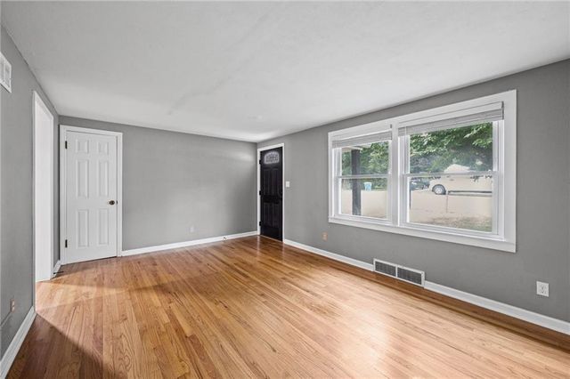 5507 Cody Street, Shawnee, KS 66203