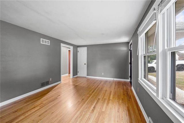 5507 Cody Street, Shawnee, KS 66203