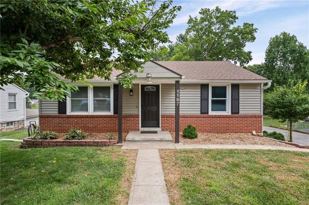 5507 Cody Street, Shawnee, KS 66203