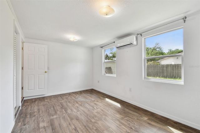 2001 SPOONER DRIVE, Plant City, FL 33563