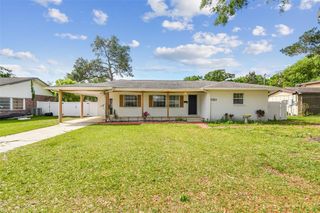 2001 SPOONER DRIVE, Plant City, FL 33563