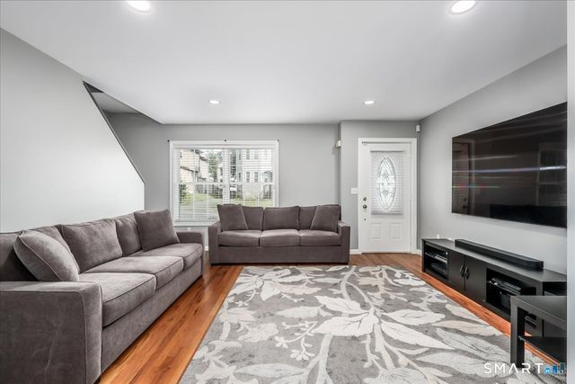 40 Division Street 4, Danbury, CT 06810