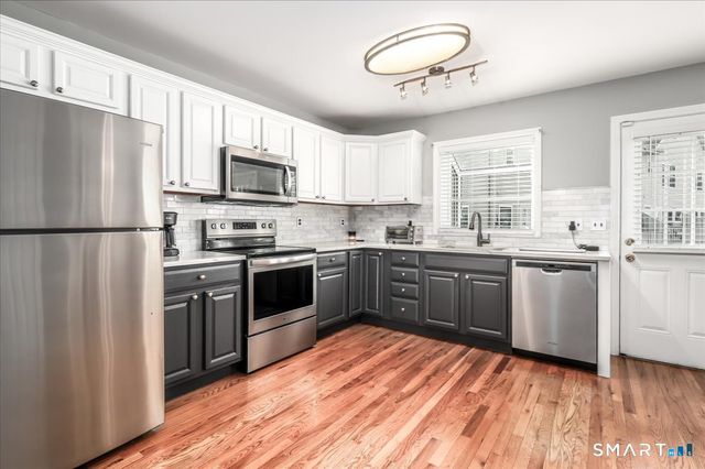40 Division Street 4, Danbury, CT 06810