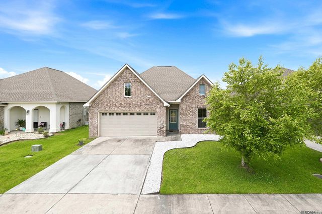 4792 Viola Farms Dr, Addis, LA 70710