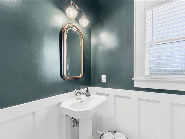 629 E 19th Street, Houston, TX 77008