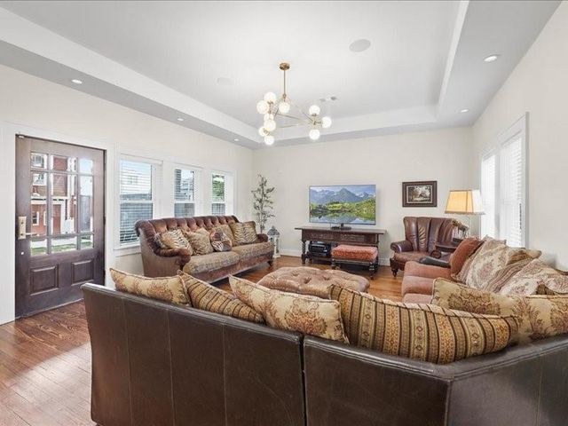629 E 19th Street, Houston, TX 77008